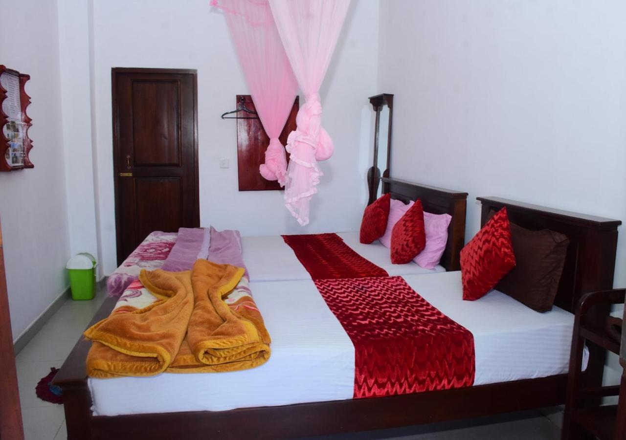 Grand View Guest House Хапутале Екстериор снимка
