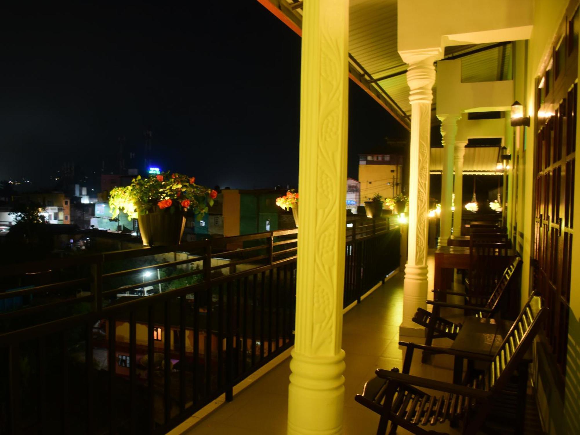 Grand View Guest House Хапутале Екстериор снимка